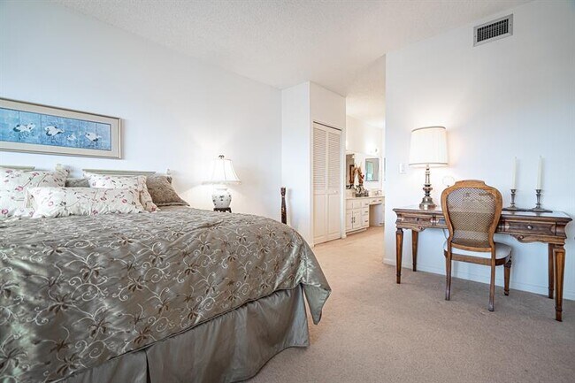 Photo - 5000 N Ocean Blvd Unit 1609