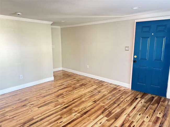 Photo - 610 Laurelton Blvd Unit 1