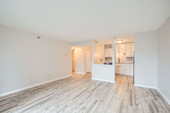 Living Room - 66 9th St E Unit 1305