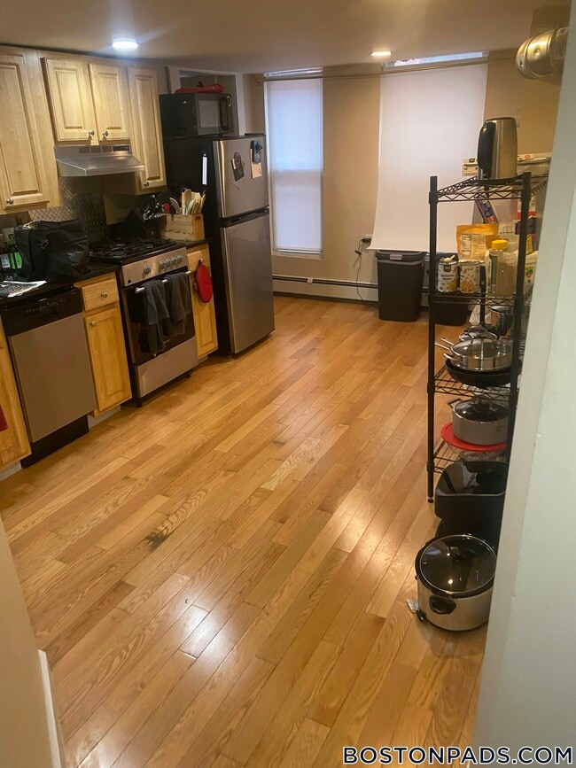 Photo - 232 Cambridge St Unit 7