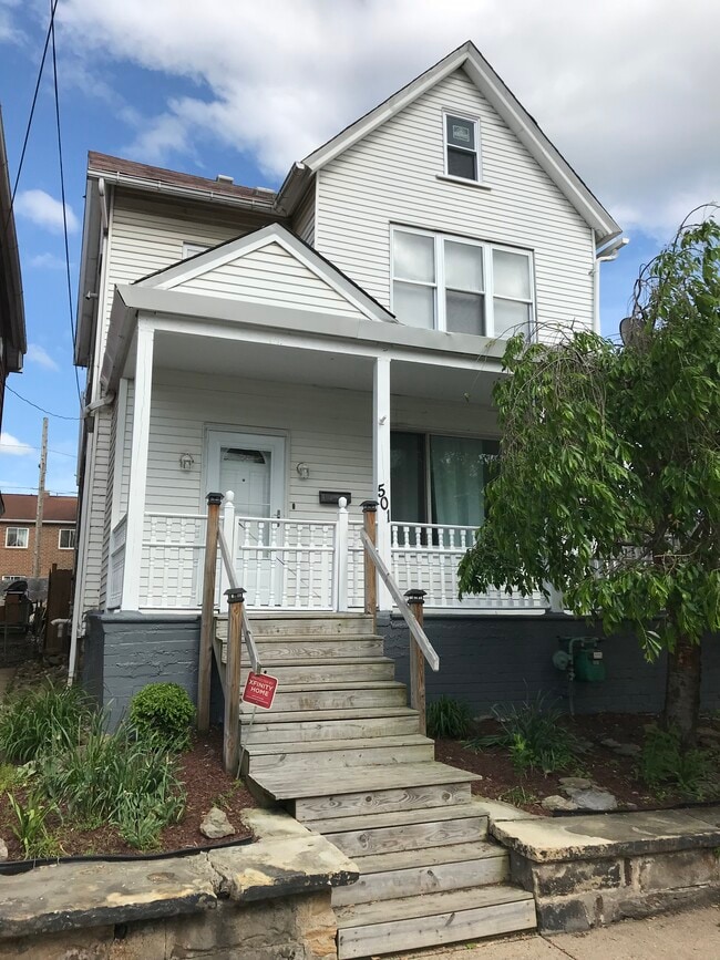 Building Photo - 501 Penn St