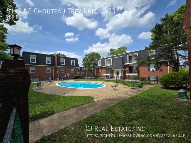 Photo - 5119 NE Chouteau Trafficway