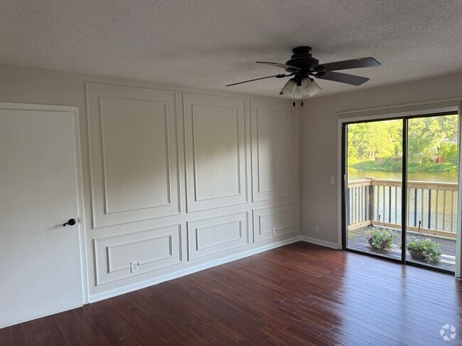 Building Photo - 5520 Stanford Rd Rental