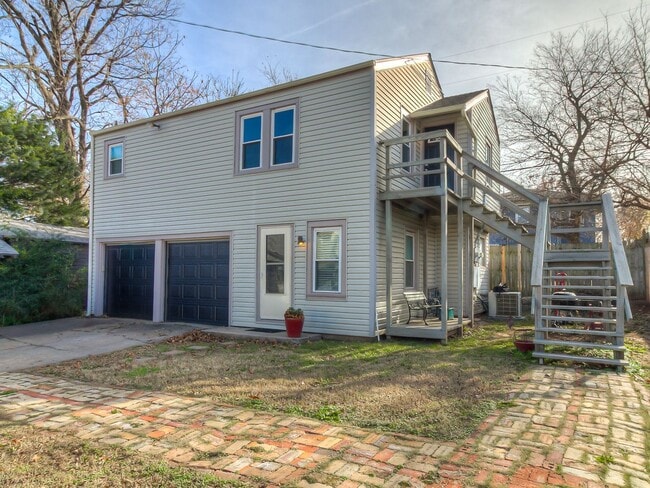 Building Photo - Charming 1 bed | 1 bath in great location