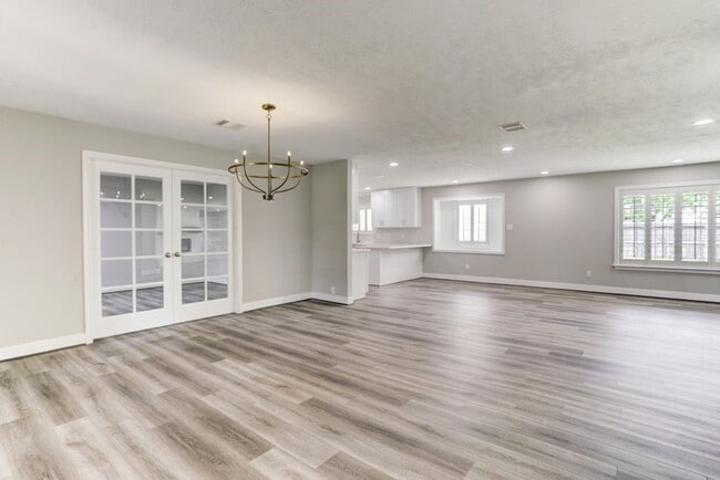 Photo - 11006 Wickersham Ln