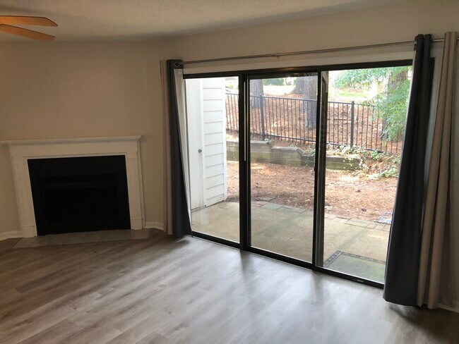 Photo - 7703 Falcon Rest Cir Unidad 7703