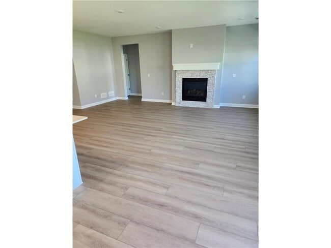 Photo - 14526 111th Ave N