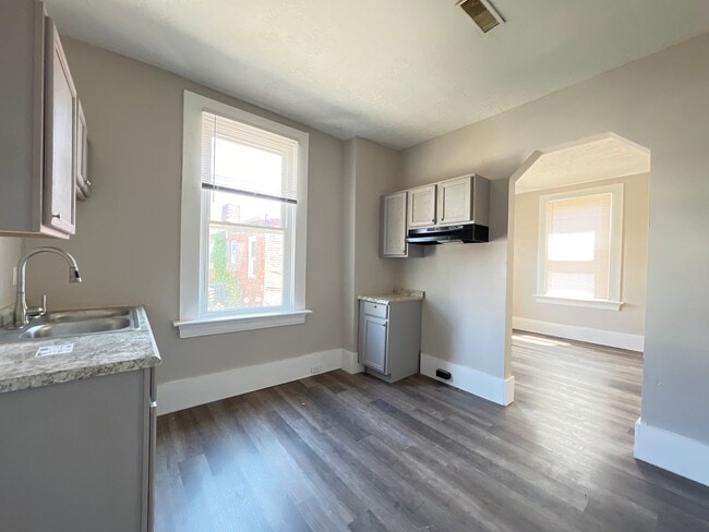 Photo - 1548 Lingo St Unidad 2