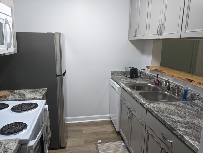 Photo - 303 Smith Level Rd Unit A23