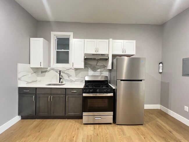 Photo - 324 Old Bergen Rd Unidad 1