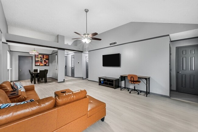 Photo - 2913 Dunrich Ct