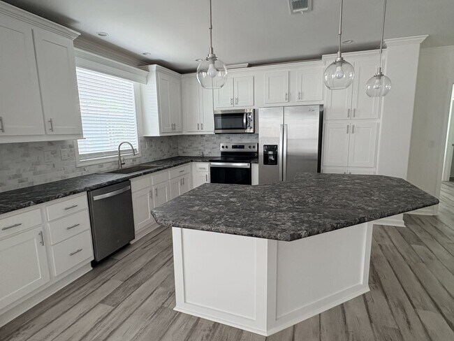 Photo - 1639 Voyager Dr