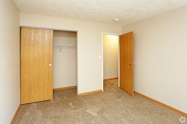 Hidden Bluffs Apartments