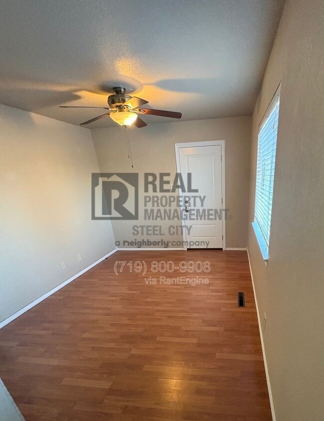 Photo - 1926 E 15th St