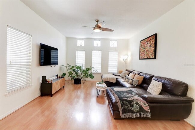 Photo - 4004 Foxtail Palm Ct
