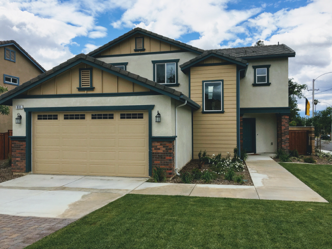 Photo - 805 Mallorca Ct House