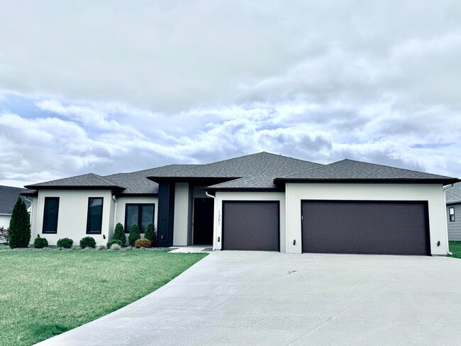 Building Photo - 1301 Haxby Ct