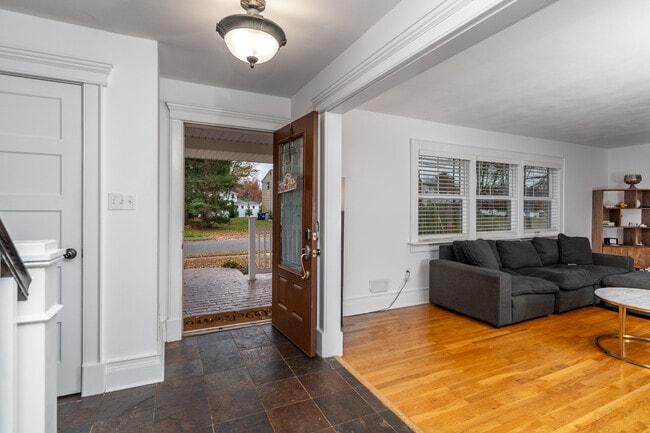 Photo - 24 Camelia Ct