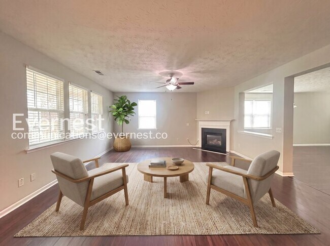 Photo - 6621 Waterton Ave SW