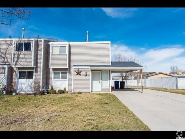 Building Photo - 3 Bedroom 1.5 Bath Magna Condo. Pets Welcome