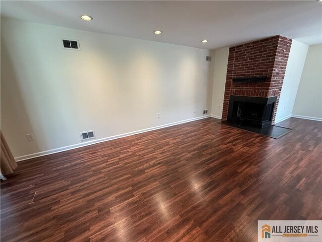 Photo - 1009 Schmidt Ln Townhome