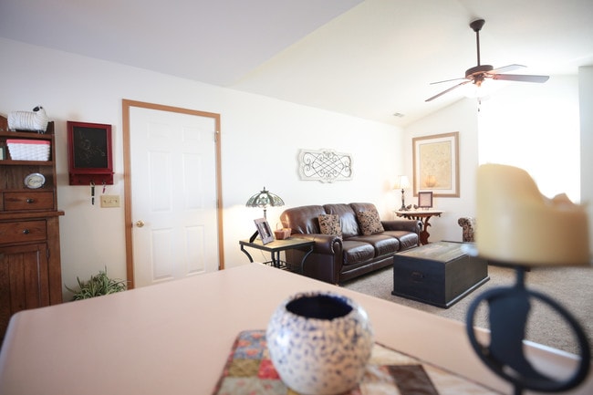 Building Photo - Crossings at Bellbrook Villas