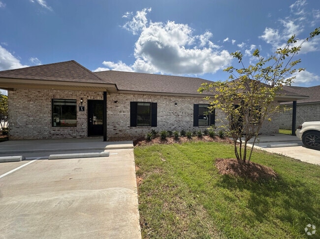 Building Photo - Woodview Rental