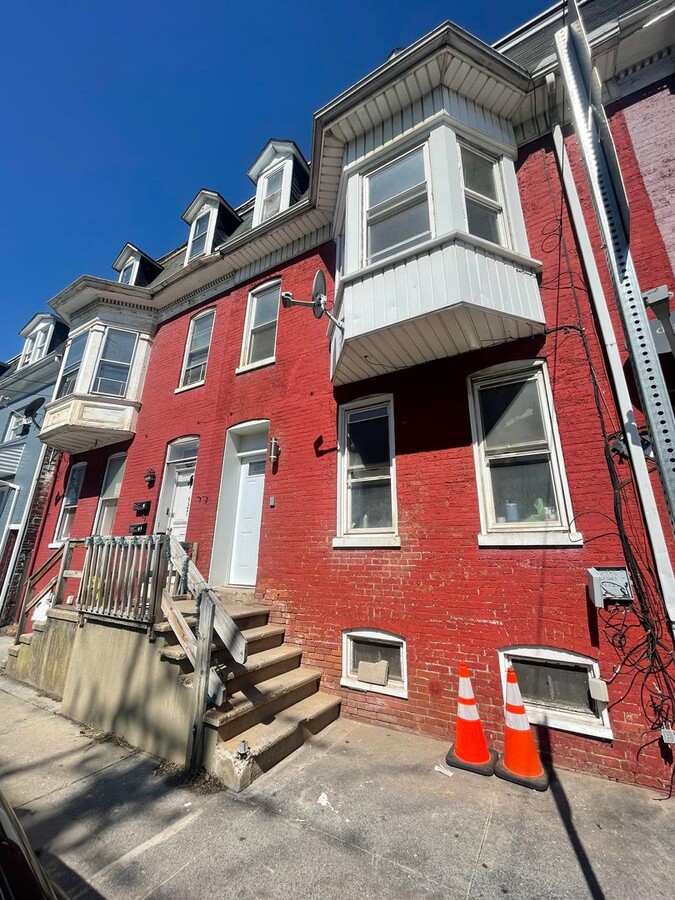 Photo - 529 E Philadelphia St Unit 529 E. PHILADELPHIA ST. #2