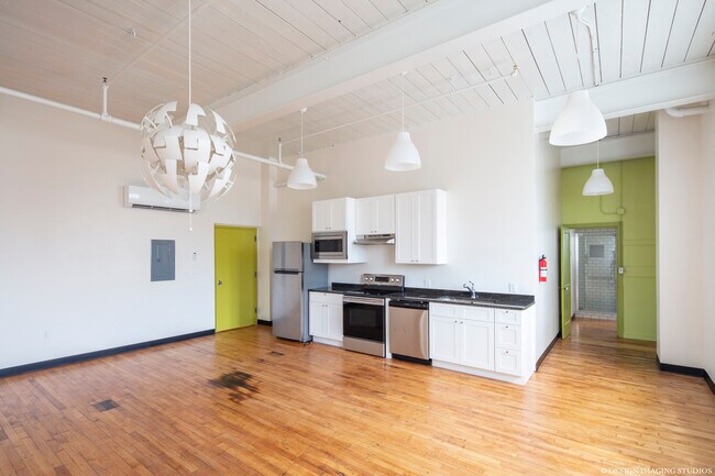 Photo - 345 Taunton Ave Unidad 203