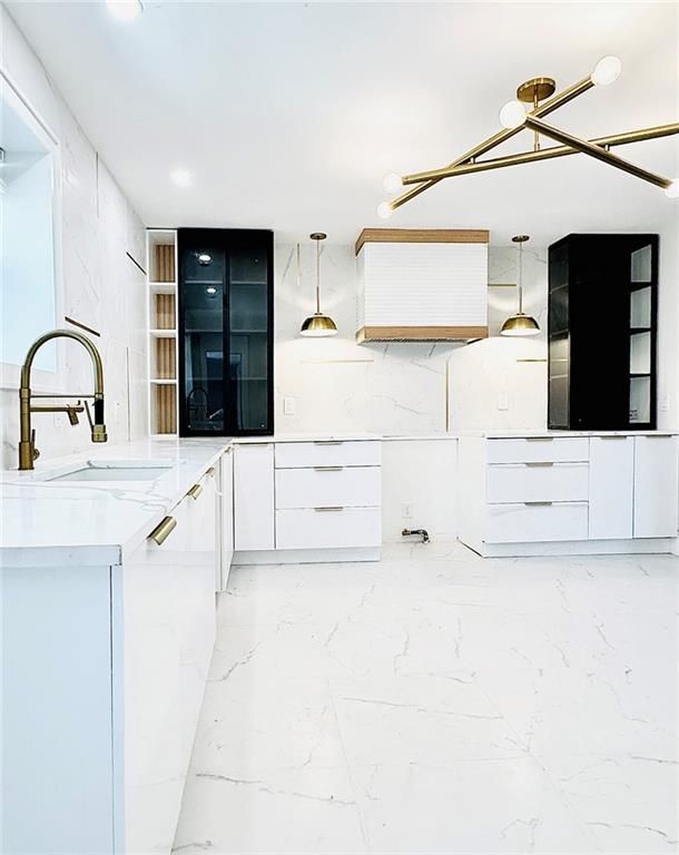 Photo - 38 Delmont Dr NE