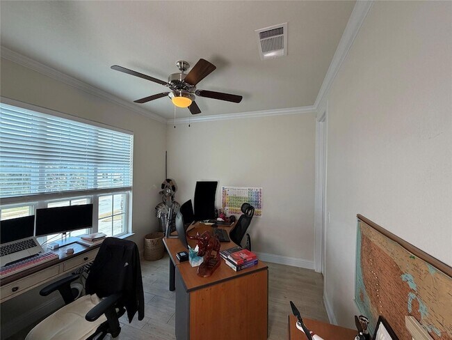 Photo - 8709 Moccasin Path