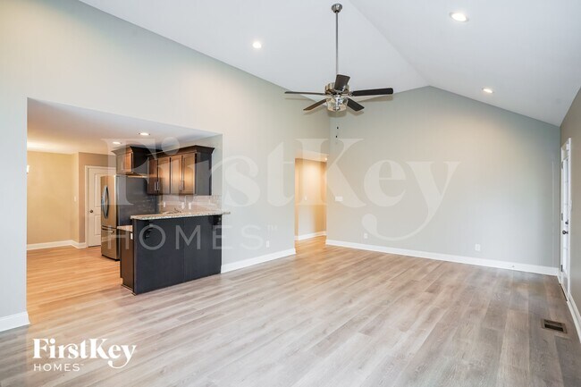 Photo - 791 Crestone Ln