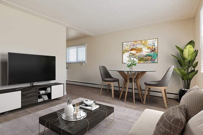 Photo - Chelsey Manor