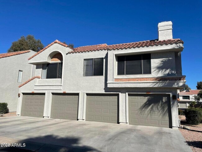 Building Photo - 10115 E Mountain View Rd Unit 2036