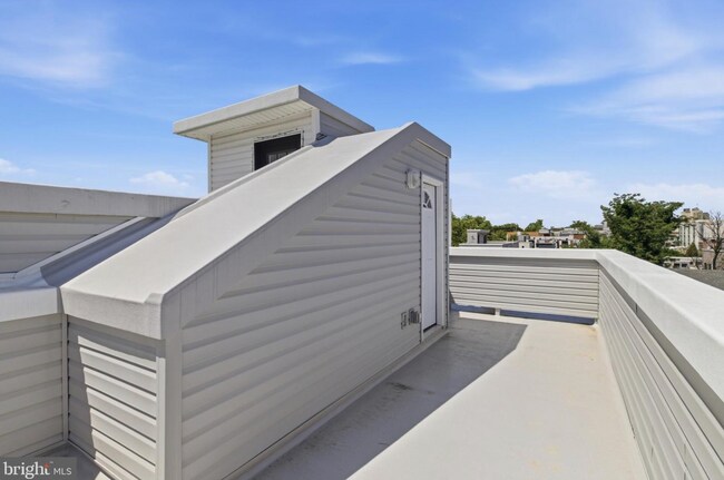 Photo - 1511 W Flora St