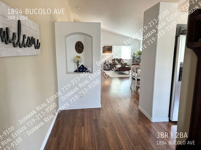 Photo - 1894 Bucolo Ave