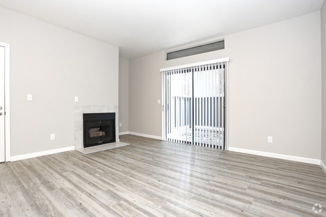 Photo - Waterford Cove