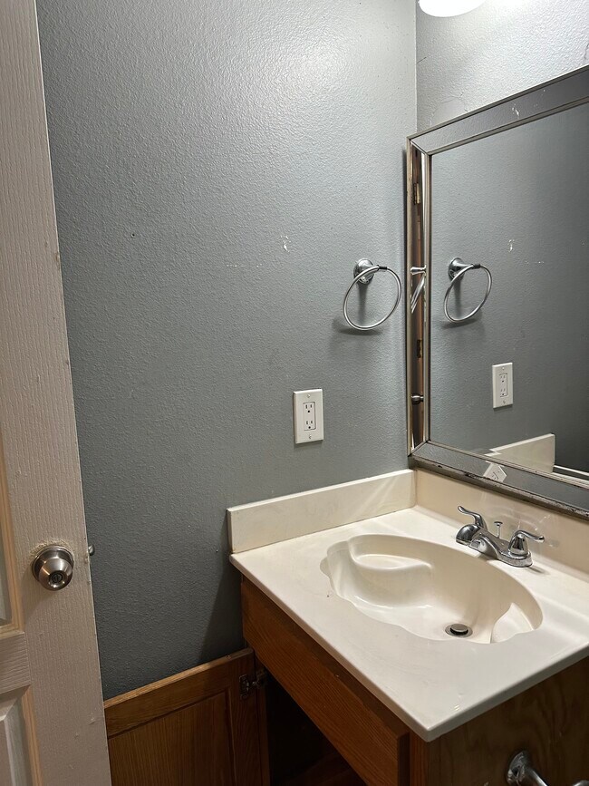 Photo - 413 S 49th St