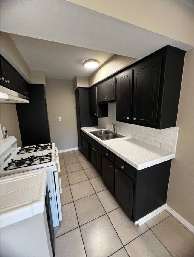 Photo - Curran Place Apartments