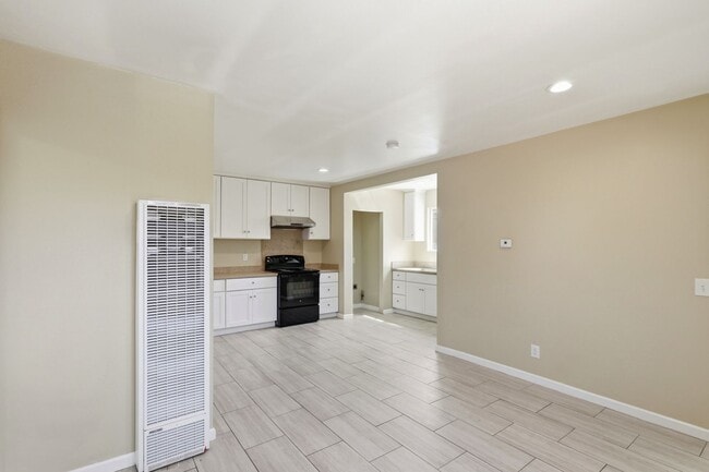 Photo - Adorable 2BR Property with Yard