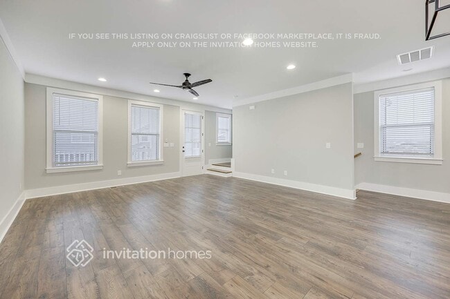 Photo - 647 Vernon Ave