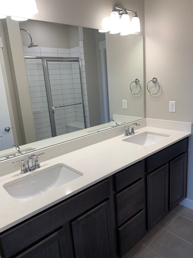 Photo - 4120 S Park Dr