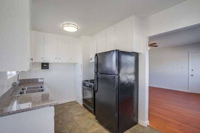 Photo - 6100 West Blvd Unit 01