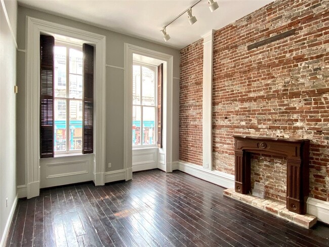 Building Photo - 2319 The Strand Unit 2A Rental