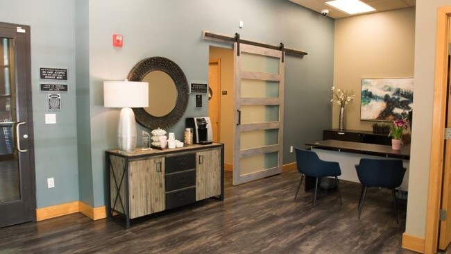 Leasing Office