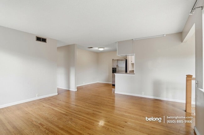 Photo - 1855 Forest Ct