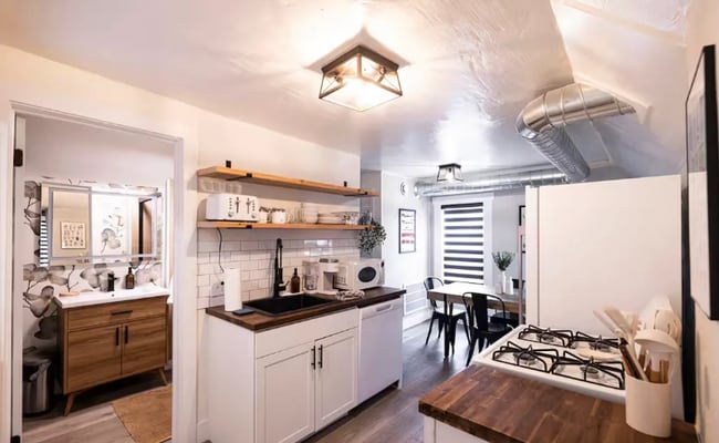 Building Photo - 1205 Bridge St NW