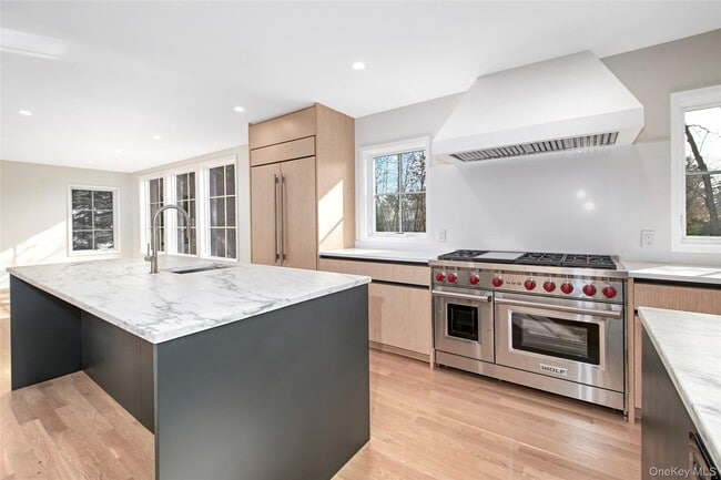 Photo - 2 Myrtledale Rd