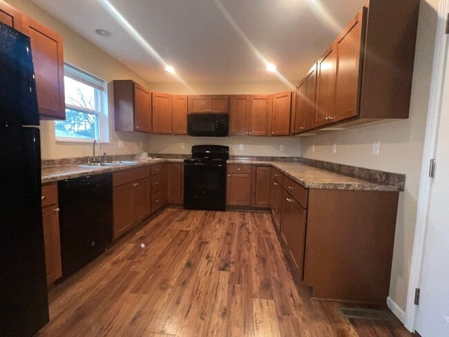 Photo - 3 Bedroom Duplex