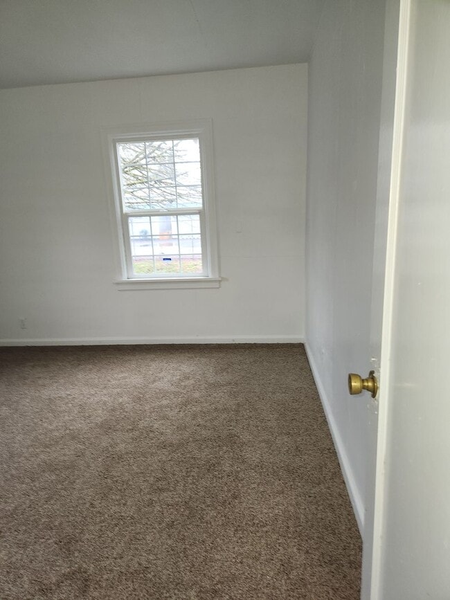 2325 Main St